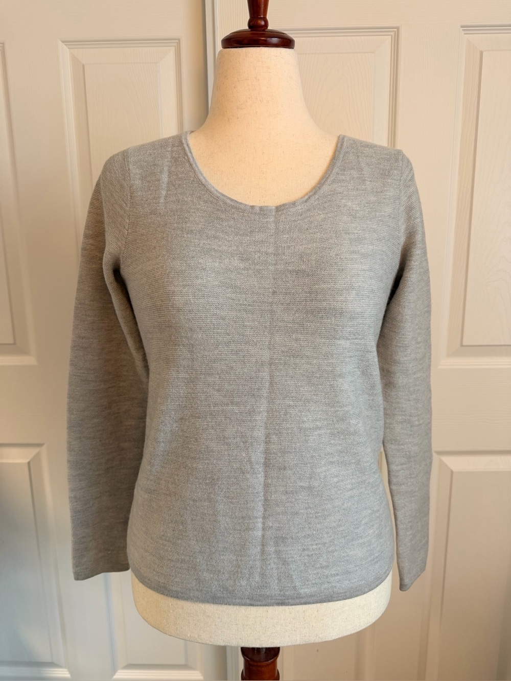 Club Monaco Merino Wool Sweater (Gray) L